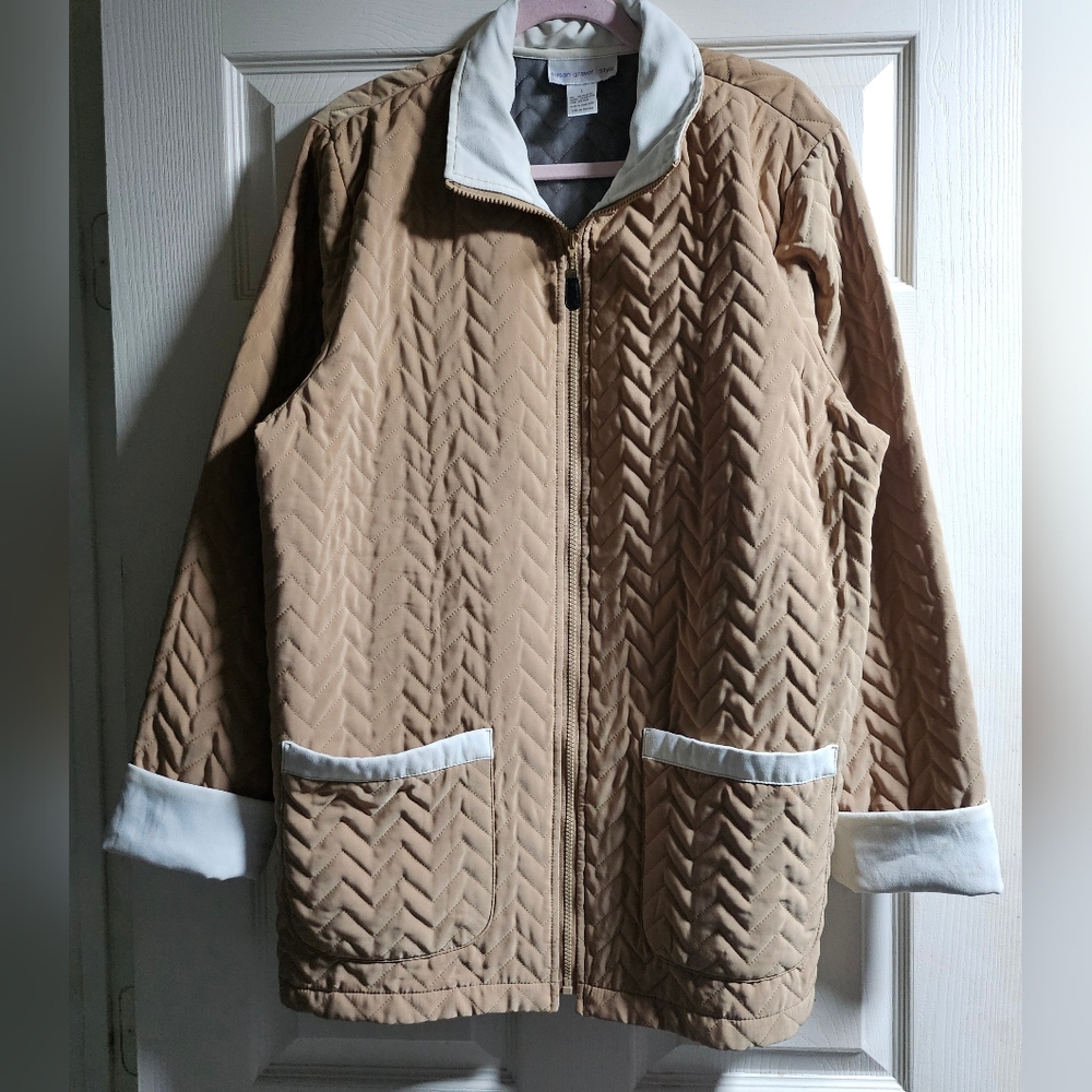 Susan Graver Tan Quilted Women's Jacket - Picture 2 of 2